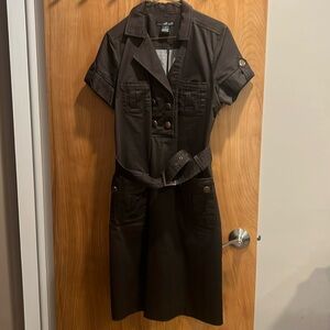 Brown Will Smith dress with wide belt!